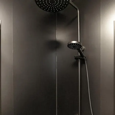 Modern I I Family & Groups * 하르스타드